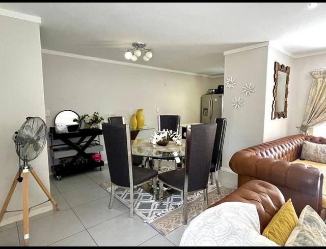 2 BEDROOM TOWNHOUSE FOR SALE IN EQUESTRIA